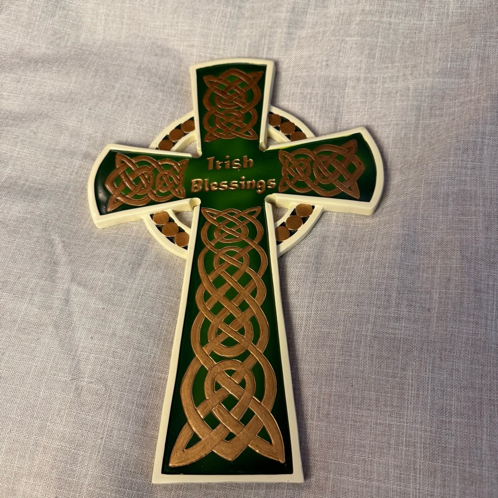 Roman Inc. Irish Blessings Green and Gold Celtic Cross Wall Decor